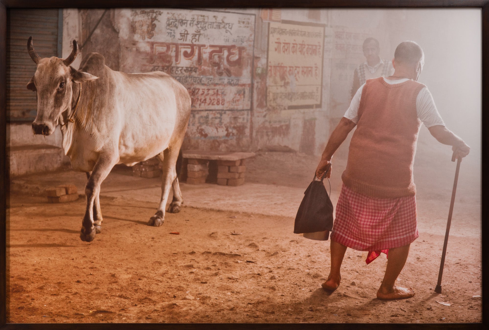COW AND MEN, INDIEN