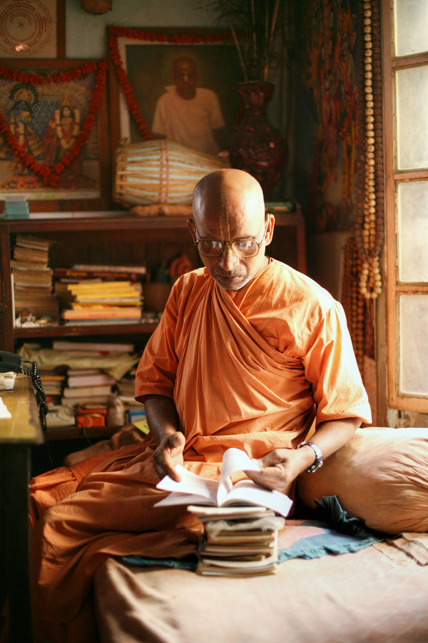 Monk reading Vedic texts, Mayapur, West Bengal #2/8